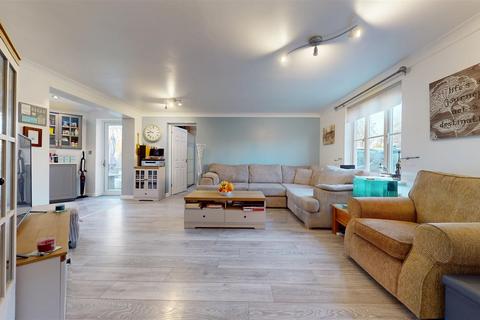 4 bedroom end of terrace house for sale, Flaxley Gate, Milton Keynes MK10