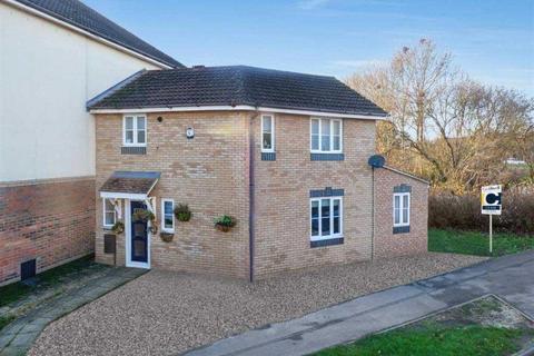 4 bedroom end of terrace house for sale, Flaxley Gate, Milton Keynes MK10