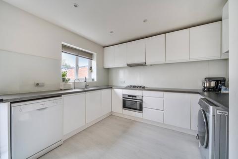 3 bedroom semi-detached house for sale, Curzon Avenue, Stanmore
