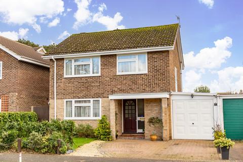 4 bedroom detached house for sale, Landen Park, Horley RH6