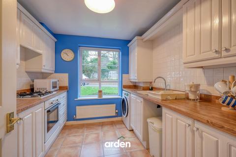 2 bedroom flat for sale, Britannia Close, Redditch, B98