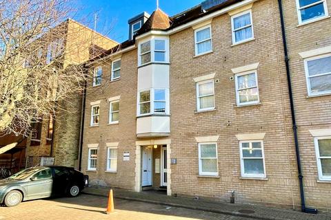 1 bedroom flat to rent, Cathedral walk, Chelmsford, CM1 1NX