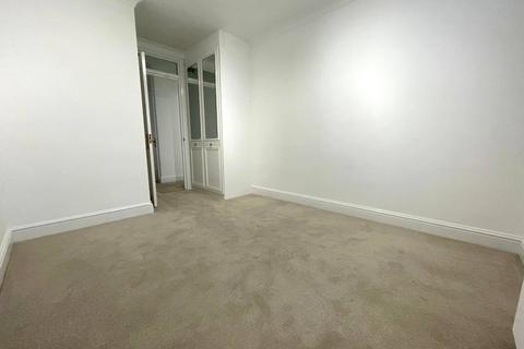 1 bedroom flat to rent, Cathedral walk, Chelmsford, CM1 1NX