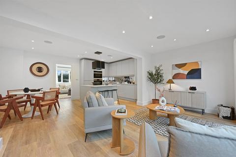3 bedroom semi-detached house for sale, Old Uxbridge Road, Rickmansworth, WD3