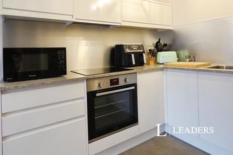 1 bedroom flat to rent, Oakland Court, Fitzalan Road, BN17