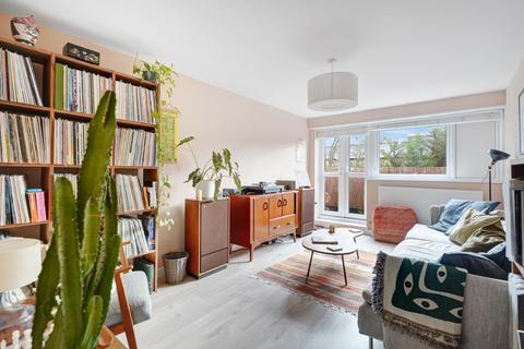undefined, Wentworth Crescent, Peckham, London, SE15