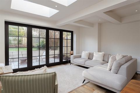 undefined, Albion Road, Reigate