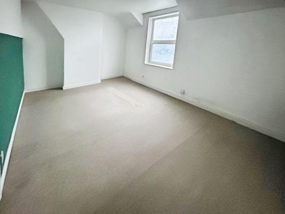 Ec235d0a-Bedroom 201.1.jpg