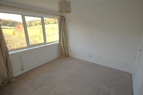 4 bedroom terraced house to rent, Trafford Close, Great Missenden HP16