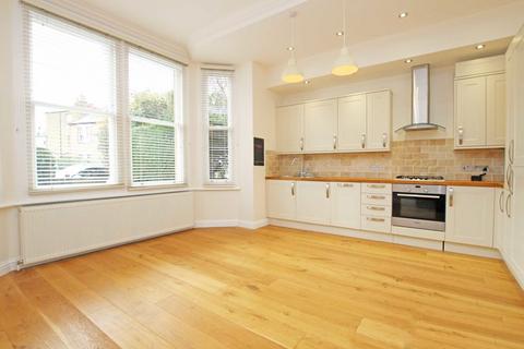 1 bedroom flat to rent, Pagoda Avenue, Richmond TW9