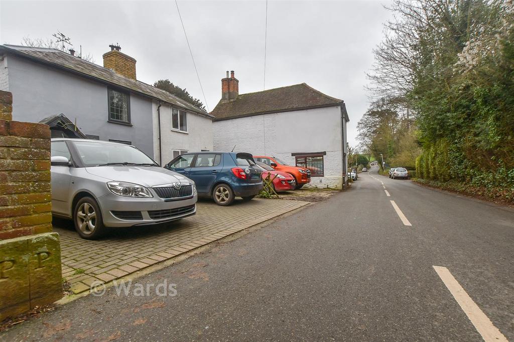 Driveway/Parking