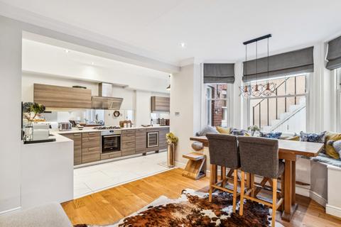 2 bedroom flat to rent, Barons Court Road, London, W14