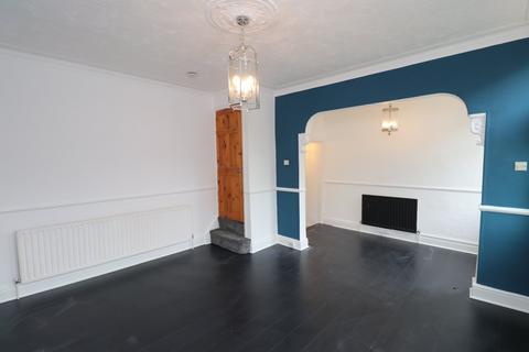 2 bedroom terraced house to rent, Pasture View, Leeds, West Yorkshire, LS12