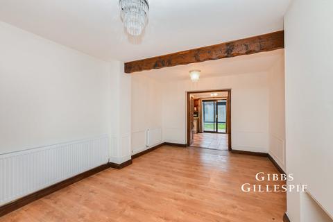 3 bedroom house to rent, Trevor Gardens, Ruislip, HA4