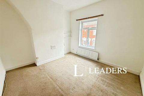 4 bedroom terraced house to rent, Kinsey Street, ST5