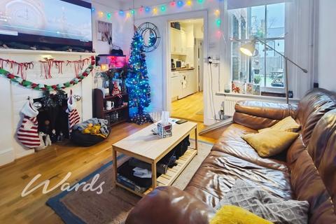2 bedroom terraced house to rent, St. Peters Grove Canterbury CT1