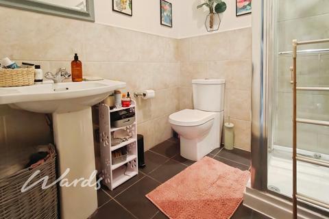 2 bedroom terraced house to rent, St. Peters Grove Canterbury CT1