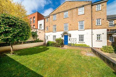 2 bedroom flat for sale, Albany Mews, Angel, N1