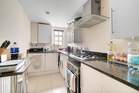 2 bedroom flat for sale, Albany Mews, Angel, N1