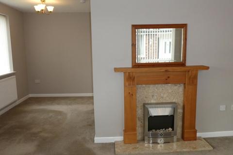 3 bedroom detached bungalow to rent, Maple Avenue, Stalybridge SK15