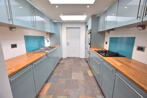 4 bedroom terraced house to rent, Albert Drive, Gateshead, NE9