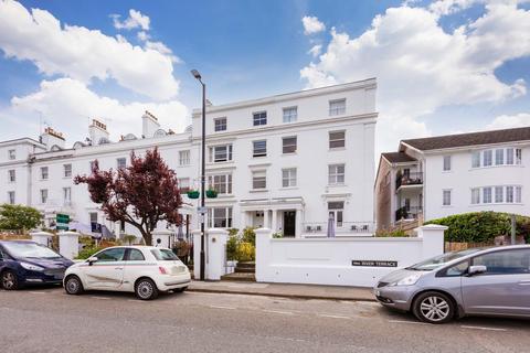 2 bedroom flat for sale, 6 River Terrace, Henley on Thames RG9
