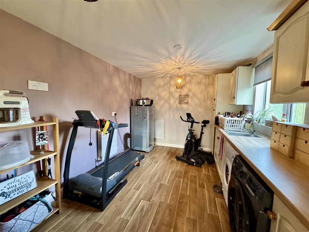 Utility room/gym