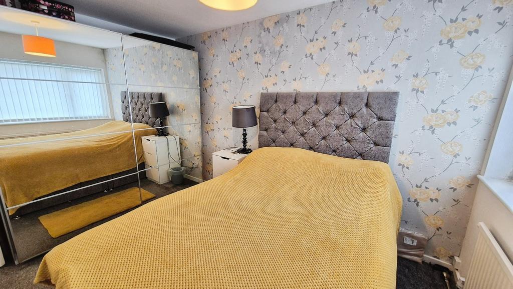 Bedroom !