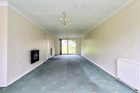 4 bedroom detached house to rent, Ullswater Crescent, Bramcote, Nottingham, NG9 3BE