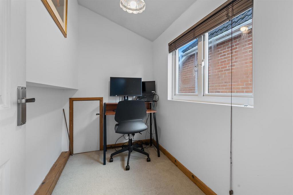 6 Fennay Bankside, Fennay Bridge 25 297.jpg