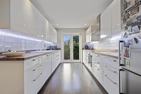 5 bedroom detached house for sale, Fenay Bankside, Fenay Bridge