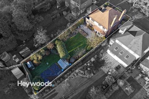 3 bedroom detached house for sale, Kingsway East, Westlands, Newcastle-under-Lyme