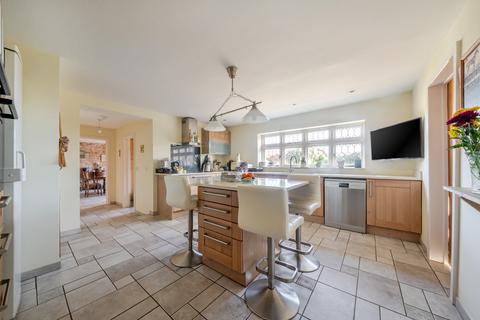 4 bedroom detached house for sale, Stock Lane, Salisbury SP5