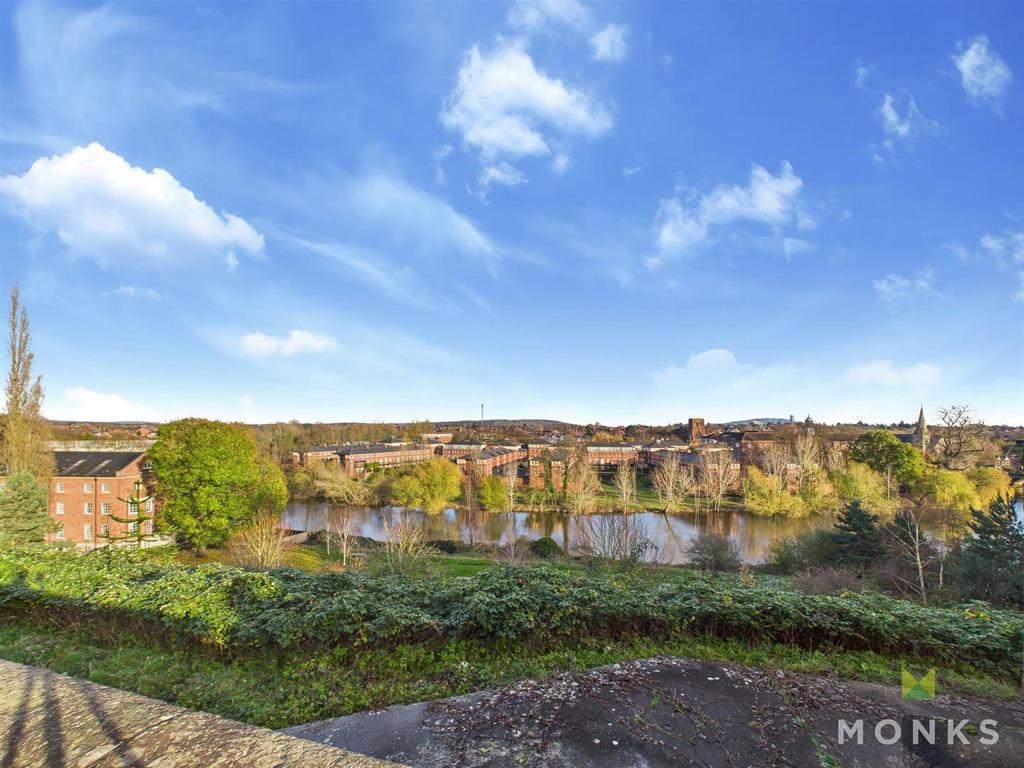 CAM01520 G0-PR0301-STILL025.jpg