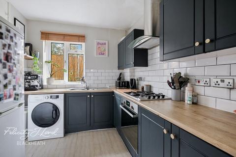 2 bedroom apartment for sale, Invicta Road, Blackheath