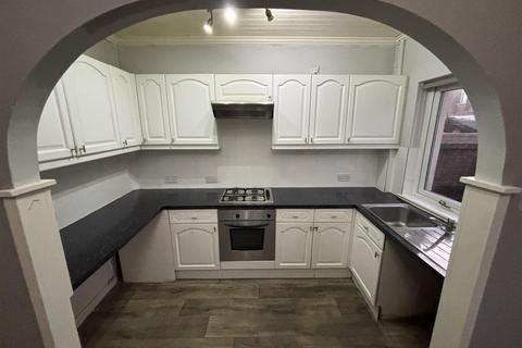 2 bedroom terraced house to rent, Radcliffe Road, Fleetwood