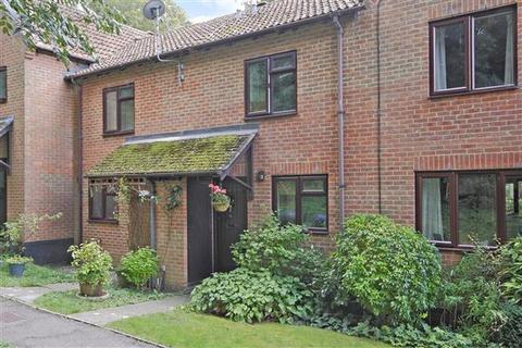 2 bedroom terraced house to rent, The Rookery,WHITCHURCH