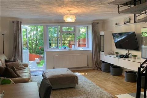2 bedroom terraced house to rent, The Rookery,WHITCHURCH