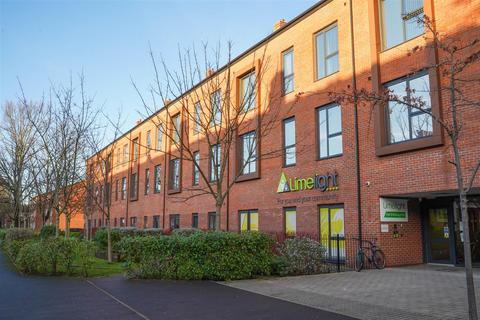 undefined, Shrewsbury Street, Old Trafford