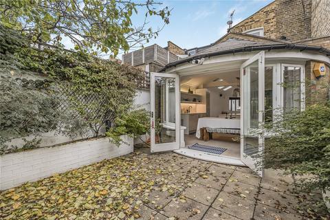 2 bedroom flat for sale, Chaldon Road, Fulham, SW6