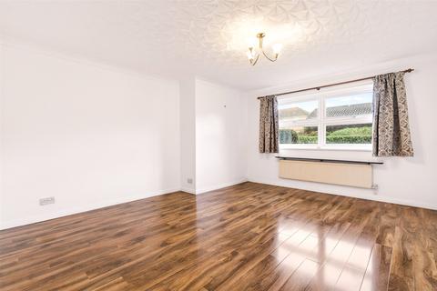 2 bedroom flat for sale, Lansdowne Road, Worthing, West Sussex, BN11