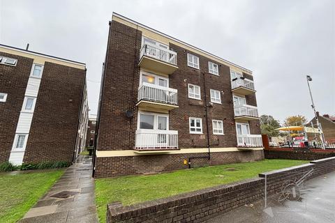 undefined, Fountain Walk, Northfleet, Gravesend