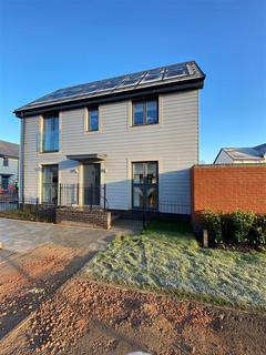 3 bedroom end of terrace house to rent, Whittle Way, Gloucester GL3