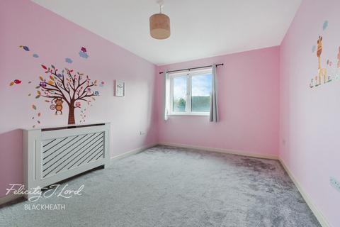 2 bedroom apartment for sale, Bramhope Lane, Charlton
