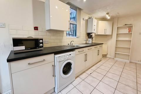 3 bedroom end of terrace house to rent, Carill Drive, Manchester, Greater Manchester, M14