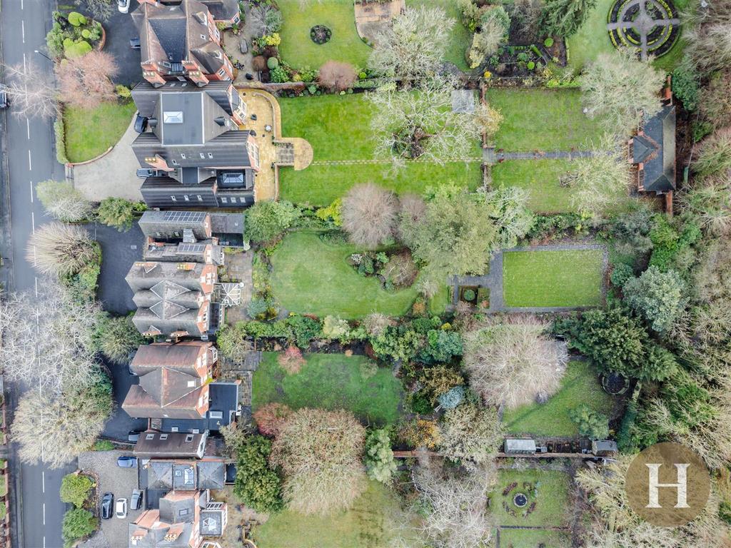 Hadleigh Estate Agents-67.jpg