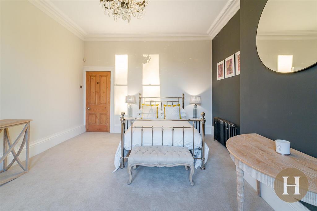 Hadleigh Estate Agents-81.jpg