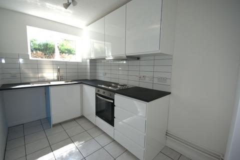 1 bedroom flat to rent, Leighwood Court, Leighwood Avenue, Leigh-on-Sea
