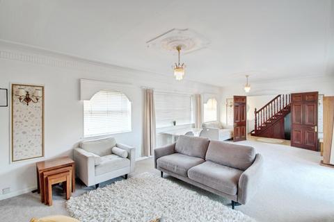 4 bedroom semi-detached house to rent, Montagu Road, Datchet SL3