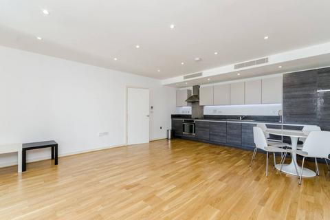 2 bedroom flat for sale, Great West Quarter, Brentford, TW8